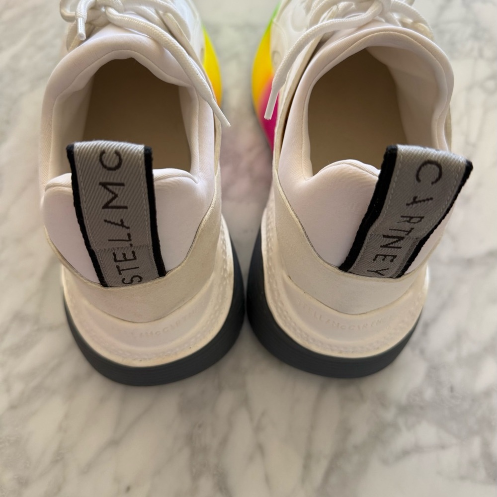 Stella McCartney Eclypse Sneakers
Worn once, comes with dust bag - Picture 4 of 5